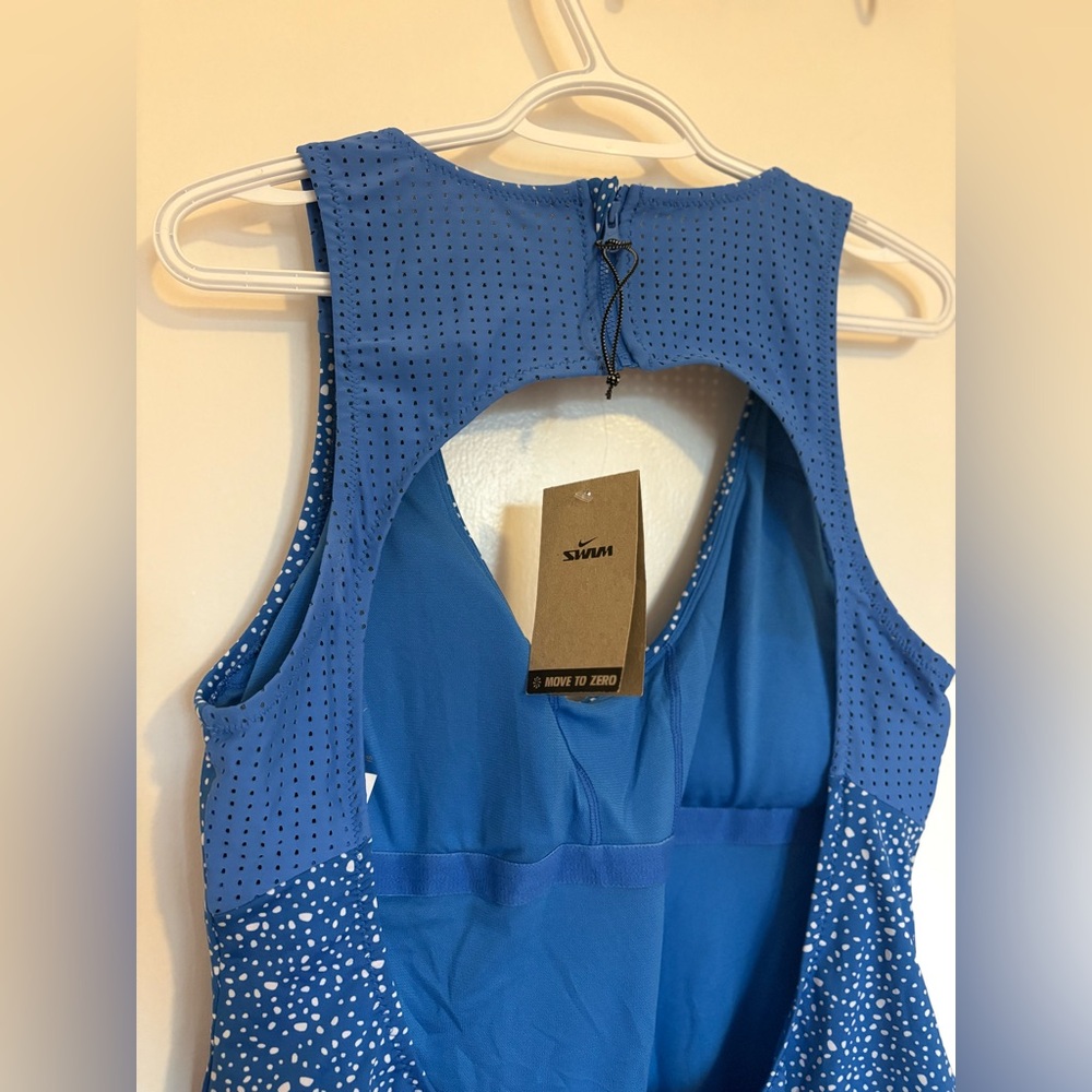 NWT Nike Women's Water Dots Open Back One-Piece Swimsuit XXL - Picture 6 of 8